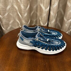 Women Keen Blue and Gray Sneakers/Sandals Classic Casual Design